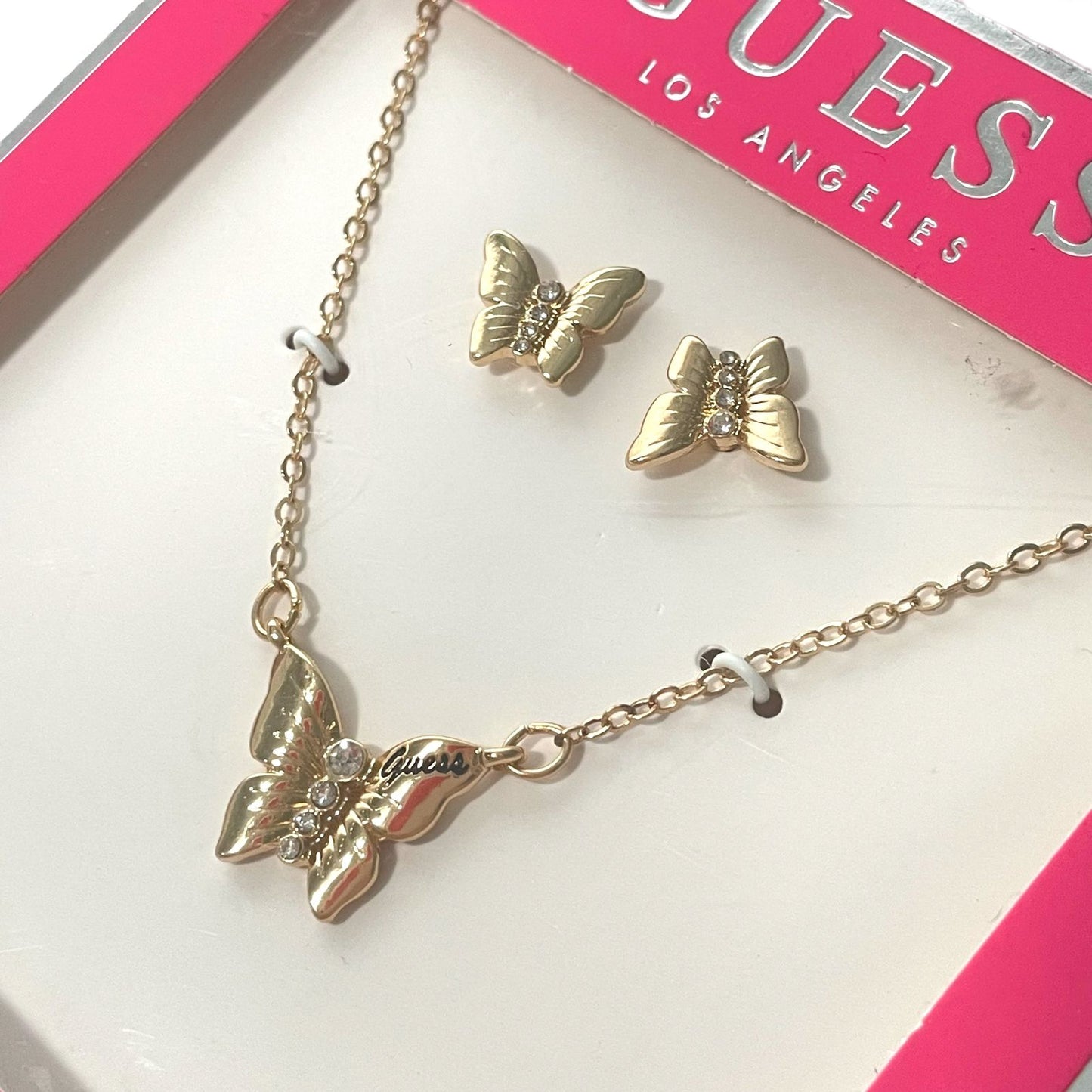 COLLAR Y ARETES GUESS