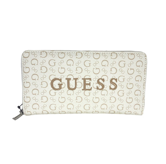 CARTERA GUESS COLOR HUESO